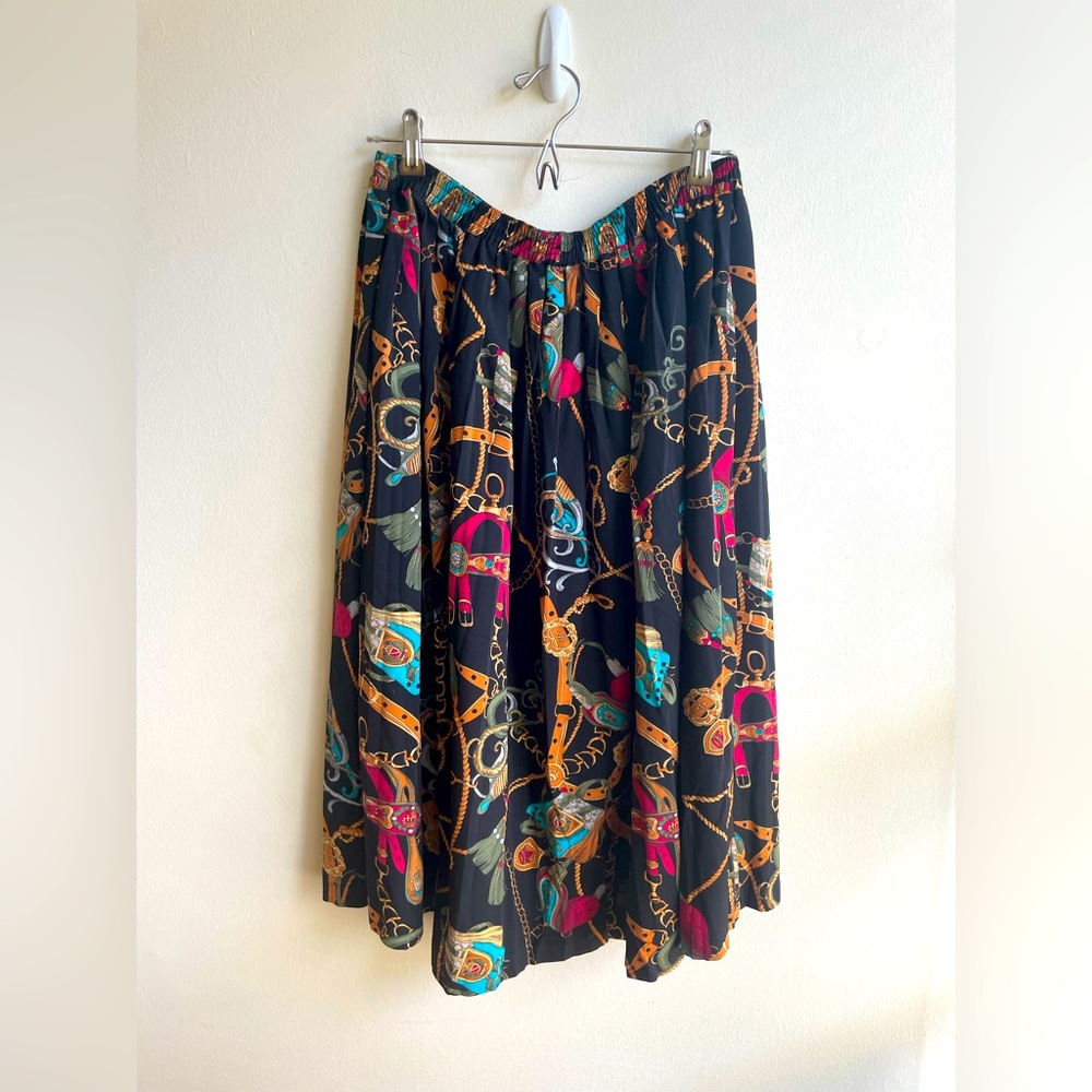 Vintage equestrian buckle patterned Alfred Dunner pleated skirt